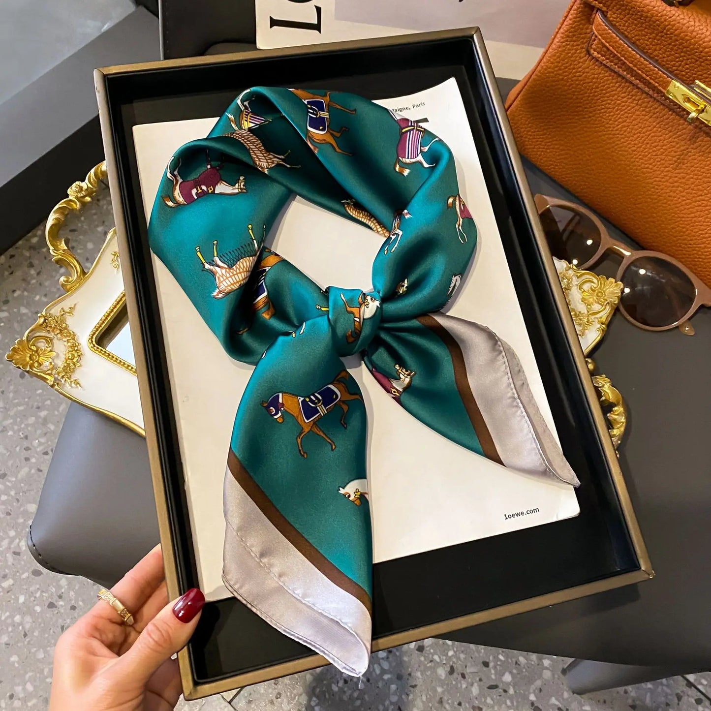 Luxury Chain Print Small Square Scarf Simulated Silk Thin Neck Scarf Fashion Sunscreen Headscarf For Women 70x70cm