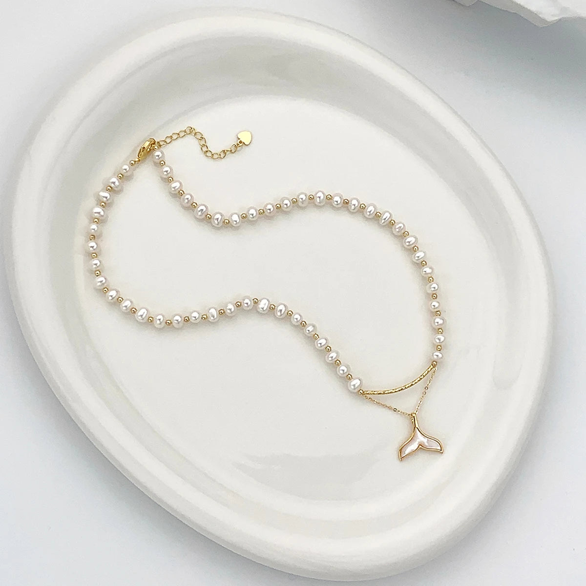Elegant 100% Natural Freshwater Pearl Beaded Necklace Fish Tailed Accessory For Women's Temperament Jewelry Daily Gifts