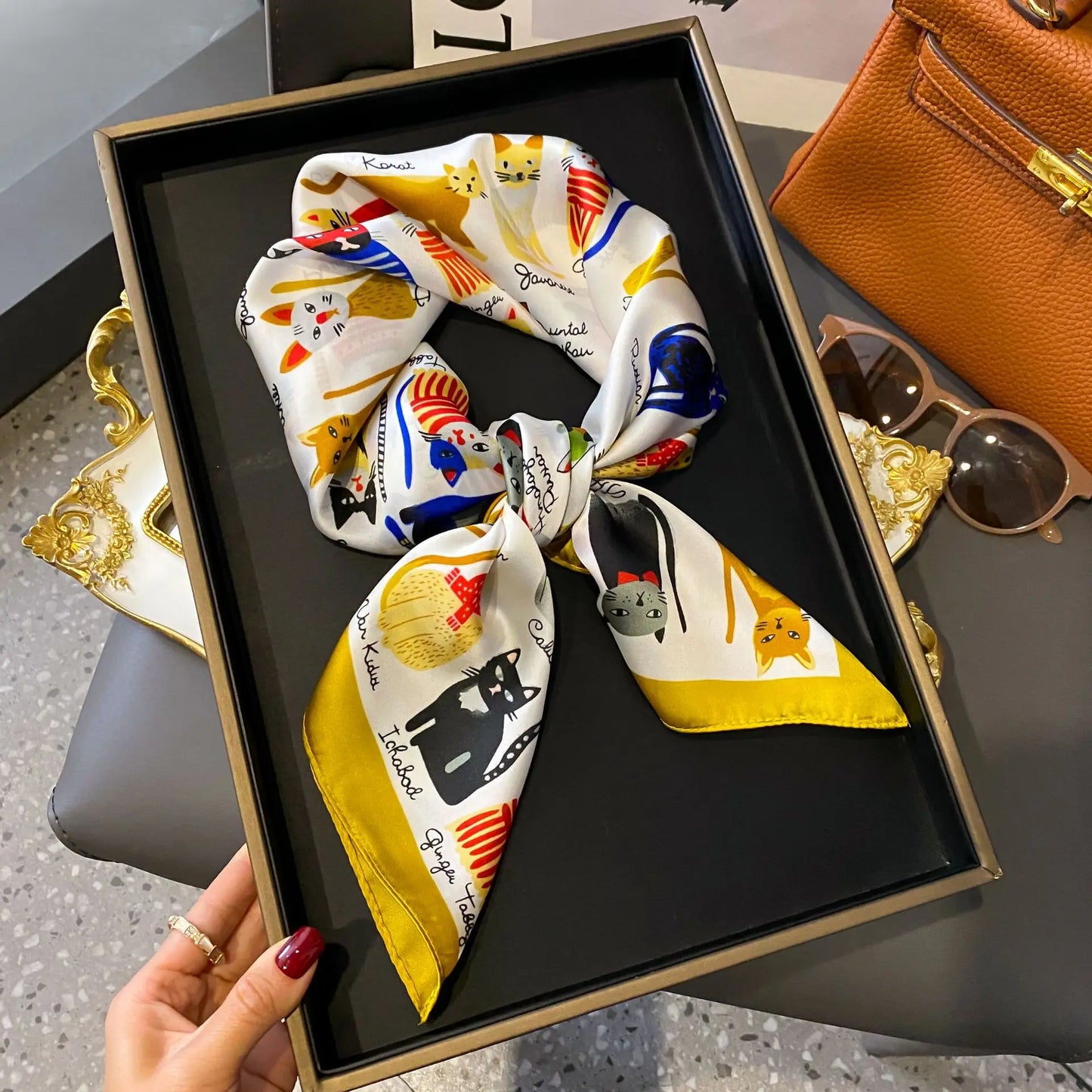 Luxury Chain Print Small Square Scarf Simulated Silk Thin Neck Scarf Fashion Sunscreen Headscarf For Women 70x70cm