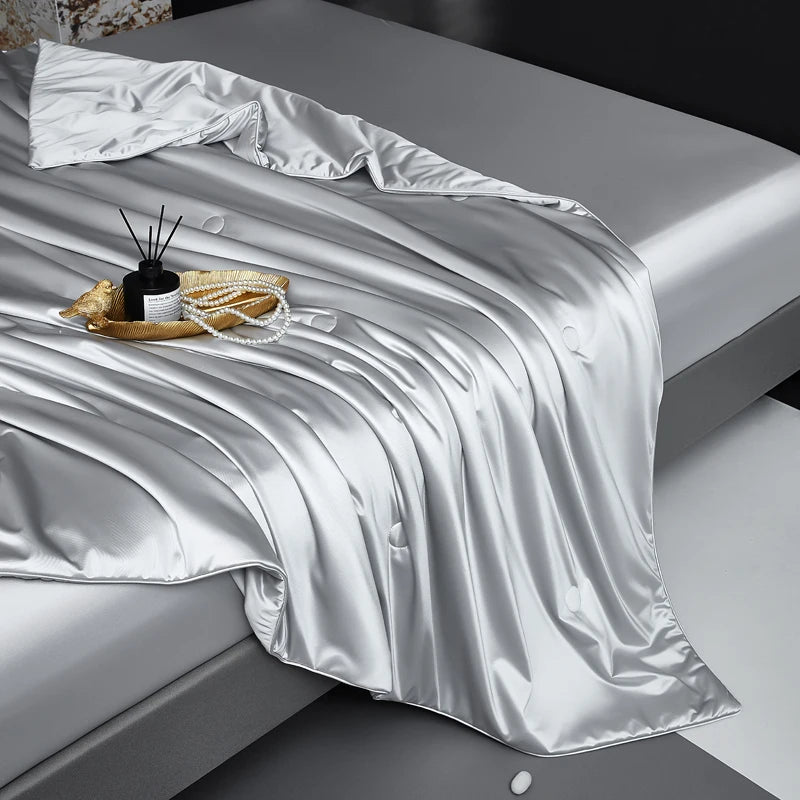 Silk Quilt, 100% Muberry Silk Fill Summer Quilt/Duvet/Blanket/Comforter, Lightweight Breathable Pure Silk Quilt for All Season