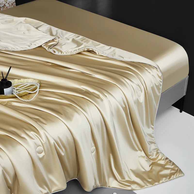 Silk Quilt, 100% Muberry Silk Fill Summer Quilt/Duvet/Blanket/Comforter, Lightweight Breathable Pure Silk Quilt for All Season