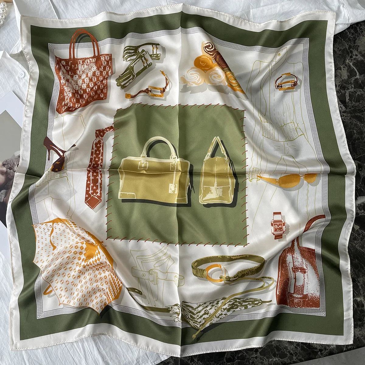 100% Pure Mulberry Silk Square Scarf  Fashionable and Versatile High-end Silk Scarf  12 Momme Single Sided Printing 68x68CM