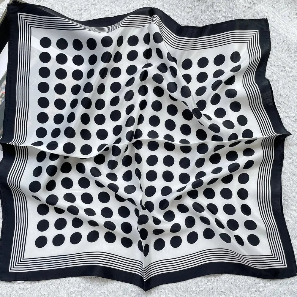 100% Pure Mulberry Silk Square Scarf  Fashionable and Versatile High-end Silk Scarf  12 Momme Single Sided Printing 68x68CM