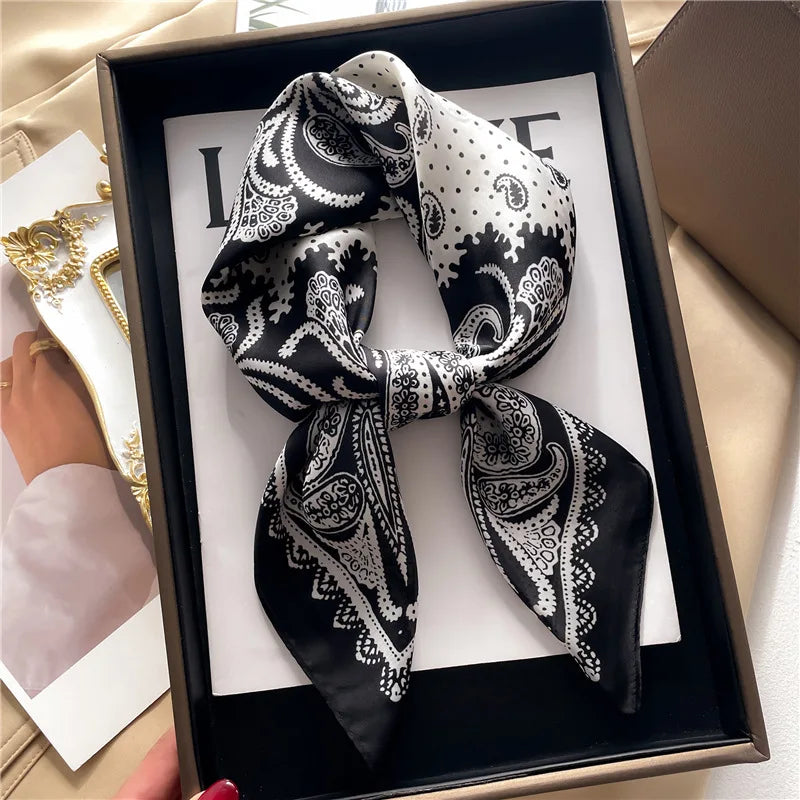 Luxury Chain Print Small Square Scarf Simulated Silk Thin Neck Scarf Fashion Sunscreen Headscarf For Women 70x70cm